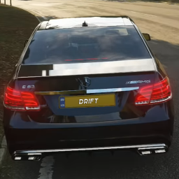 دانلود E63 AMG Drift Simulator