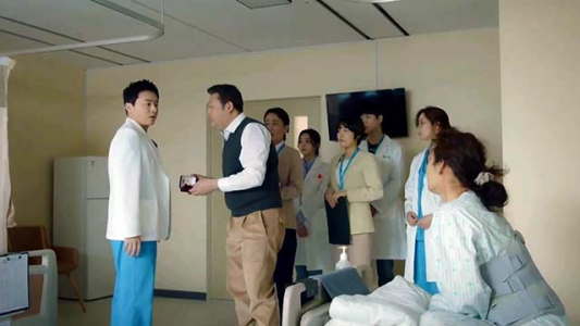 سریال پلی لیست بیمارستان - فصل ۱ - قسمت ۱۰