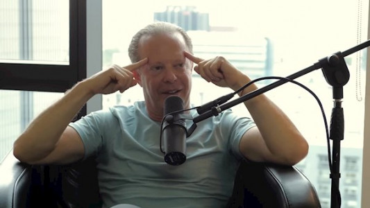 سریال پادکست جی شتی - فصل ۱ - قسمت ۴ - هر روز این ویدیو را تماشا کنید تا خودتان را برای موفقیت و فراوانی شستشوی مغزی دهید