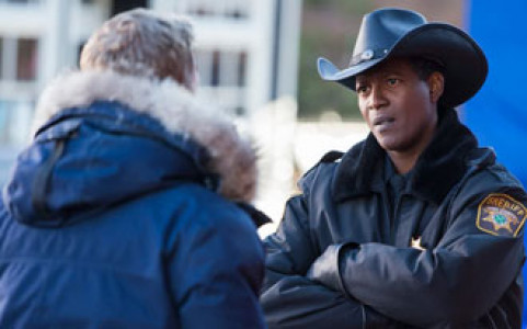 سریال شهروند بیگانه - فصل ۱ - قسمت ۱ - خلبان