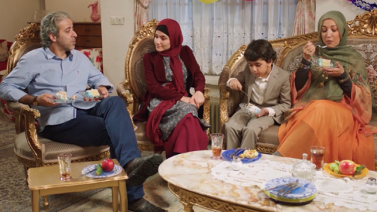 سریال بیگانه‌ای با من است - فصل ۱ - قسمت ۳۵