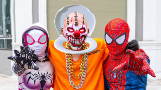  استریم مرد عنکبوتی: مایلز مورالز ۳ - حاسیخان - فصل ۱ - مرد عنکبوتی مشکی