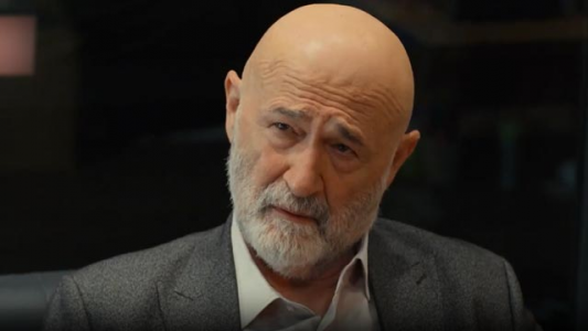 سریال یاقوت کبود - فصل ۱ - قسمت ۱۲