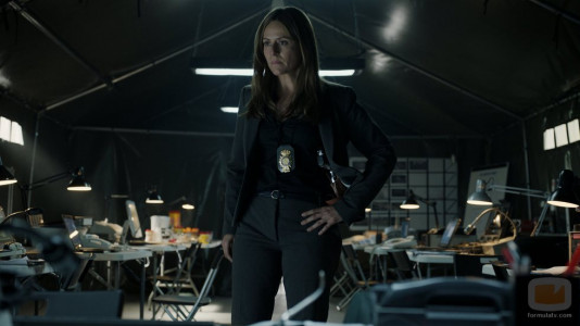 سریال خانه کاغذی - فصل ۱ - قسمت ۱۲ (زیرنویس)