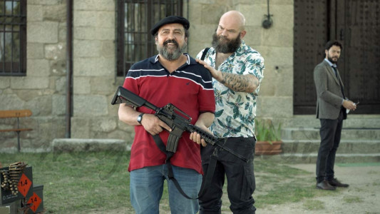 سریال خانه کاغذی - فصل ۱ - قسمت ۱۱ (زیرنویس)