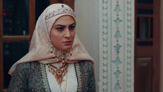 سریال بانوی عمارت - فصل ۱ - قسمت ۱۵