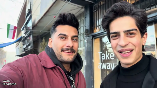 سریال ولاگ‌های بنیامین بی‌ای ۲ - فصل ۱ - ملاقات با گربه نشان