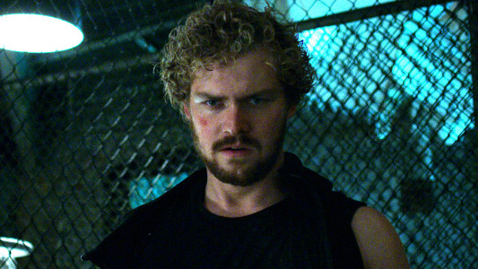 سریال مشت آهنین - فصل ۱ - قسمت ۱۱