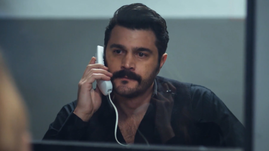 سریال عشق بی حد و مرز - فصل ۱ - قسمت ۲۹