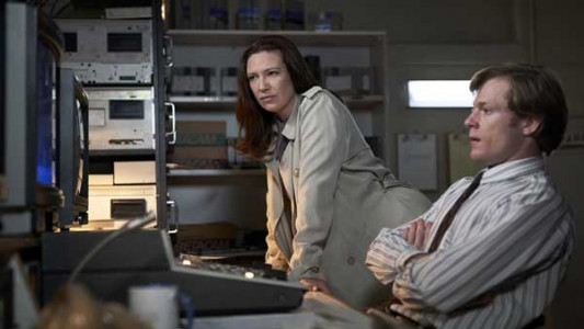 سریال گوینده خبر - فصل ۱ - قسمت ۱ - سه، دو، یک...