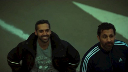 سریال سرقت هلیکوپتر - فصل ۱ - قسمت ۲ - نهنگ سفید