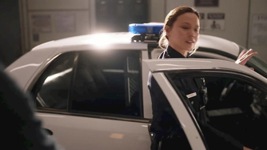 سریال تازه وارد - فصل ۱ - قسمت ۱۴ - روز لباس ساده