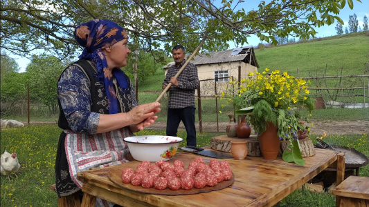 سریال زندگی روستایی - آشپزی در طبیعت - فصل ۱ - بهترین ماکارونی خانگی با کوفته
