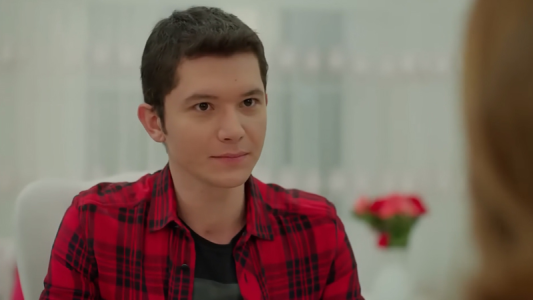 سریال غنچه‌های زخمی - فصل ۱ - قسمت ۱۲۳