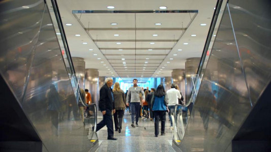 سریال خطرناک ترین بازی - فصل ۱ - قسمت ۶ - دست ها را بعد از استفاده بشویید