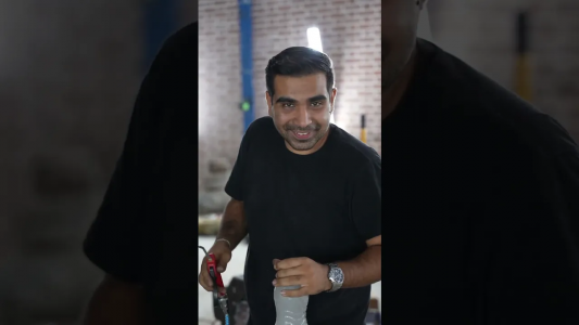 سریال تویوتا هایس قدیمی - بنیامین بی‌ای - فصل ۱ - اومده دکلره کنه