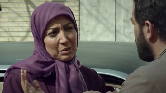 سریال بیگانه‌ای با من است - فصل ۱ - قسمت ۴