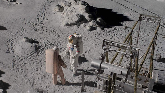 سریال برای همه بشریت - فصل ۱ - قسمت ۹ - پرنده خمیده