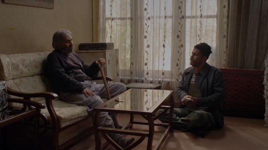 سریال بیگانه‌ای با من است - فصل ۱ - قسمت ۲۲