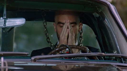 سریال مرگ با شعبده - فصل ۱ - قسمت ۲ - میامی: سر زیر آب