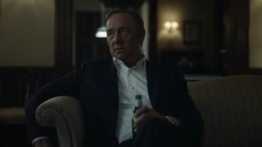 سریال خانه پوشالی - فصل ۱ - قسمت ۱۱