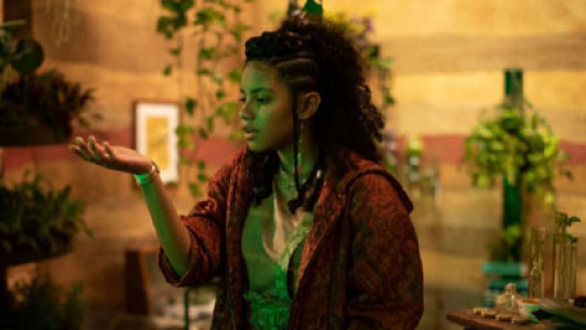 سریال میلا در چند جهان - فصل ۱ - قسمت ۲ - من از اینجا متنفرم، ولی غذا عالی است