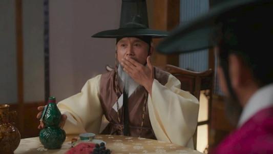 سریال اقامت در هانیانگ - فصل ۱ - قسمت ۱۳