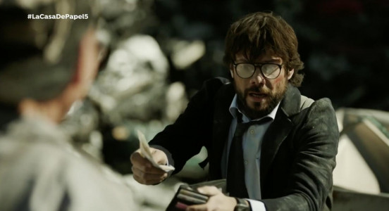 سریال خانه کاغذی - فصل ۱ - قسمت ۵ (زیرنویس)