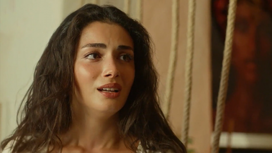 سریال یاقوت کبود - فصل ۱ - قسمت ۳