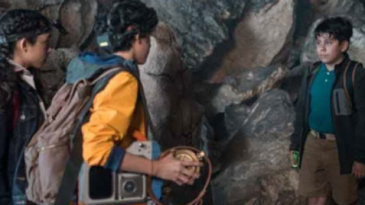 سریال سفر به مرکز زمین - فصل ۱ - قسمت ۱ - اردوگاه پومپیلیوس