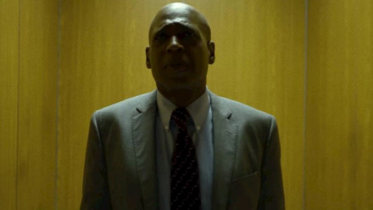 سریال دردویل - فصل ۱ - قسمت ۸ - سایه‌ها در شیشه