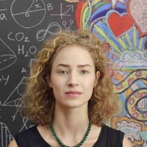  پادکست توسعه فردی - فصل ۱ - اپیزود ۴۱۸ - مزیت های تفکر احساسی داشتن چیه