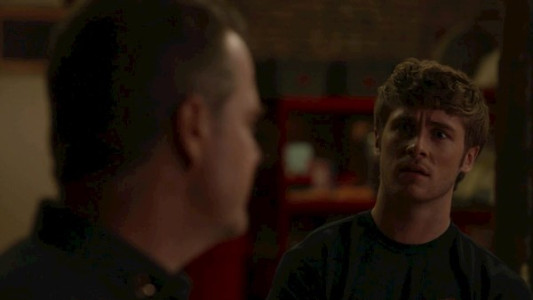 سریال ۱-۱-۹: نشویل - فصل ۱ - قسمت ۱ - آغاز