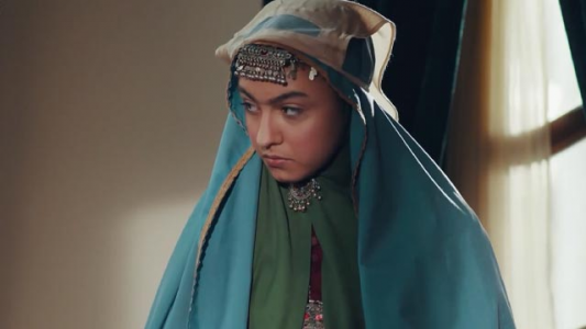 سریال بانوی عمارت - فصل ۱ - قسمت ۱