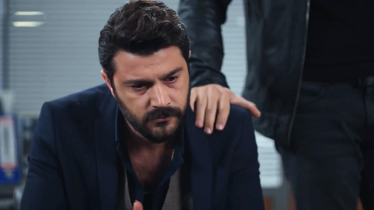 سریال عشق بی حد و مرز - فصل ۱ - قسمت ۵۹