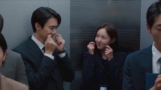 سریال وقتی تلفن زنگ می خورد - فصل ۱ - قسمت ۸