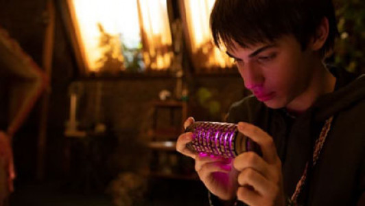 سریال میلا در چند جهان - فصل ۱ - قسمت ۴ - دانستن خیلی بدتر از ندانستن است