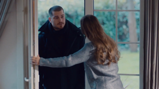 سریال نفوذی - فصل ۱ - قسمت ۱۶