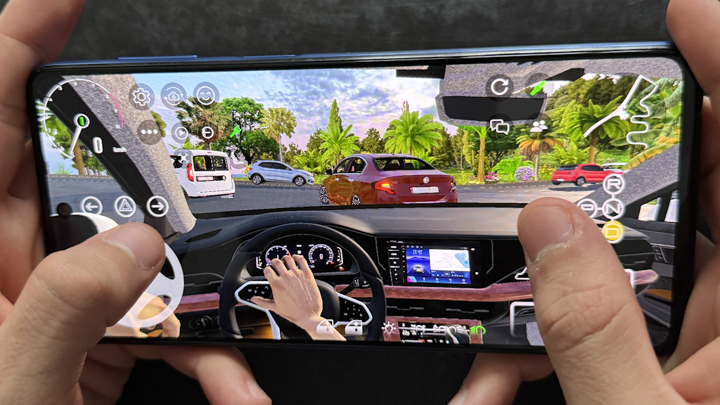 اسکرین شات 3 بازی Custom Cars: Online Drive