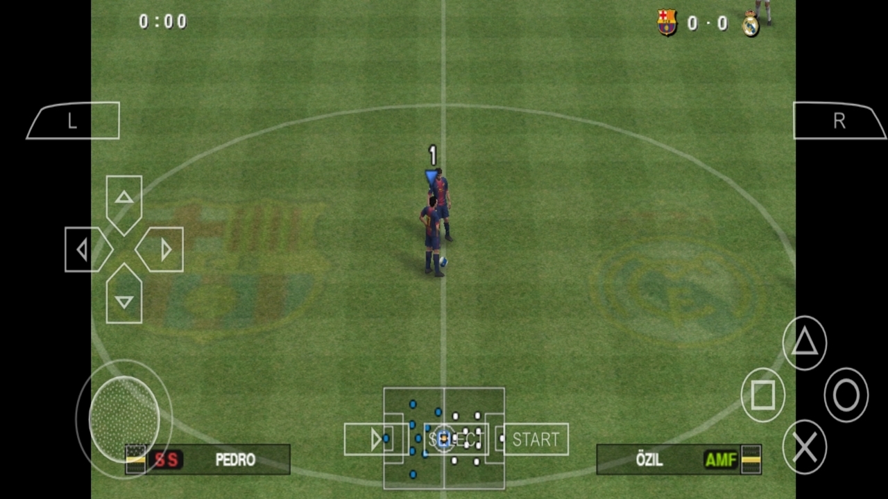 اسکرین شات 4 بازی شبیه ساز فوتبال pes 2013 کامل