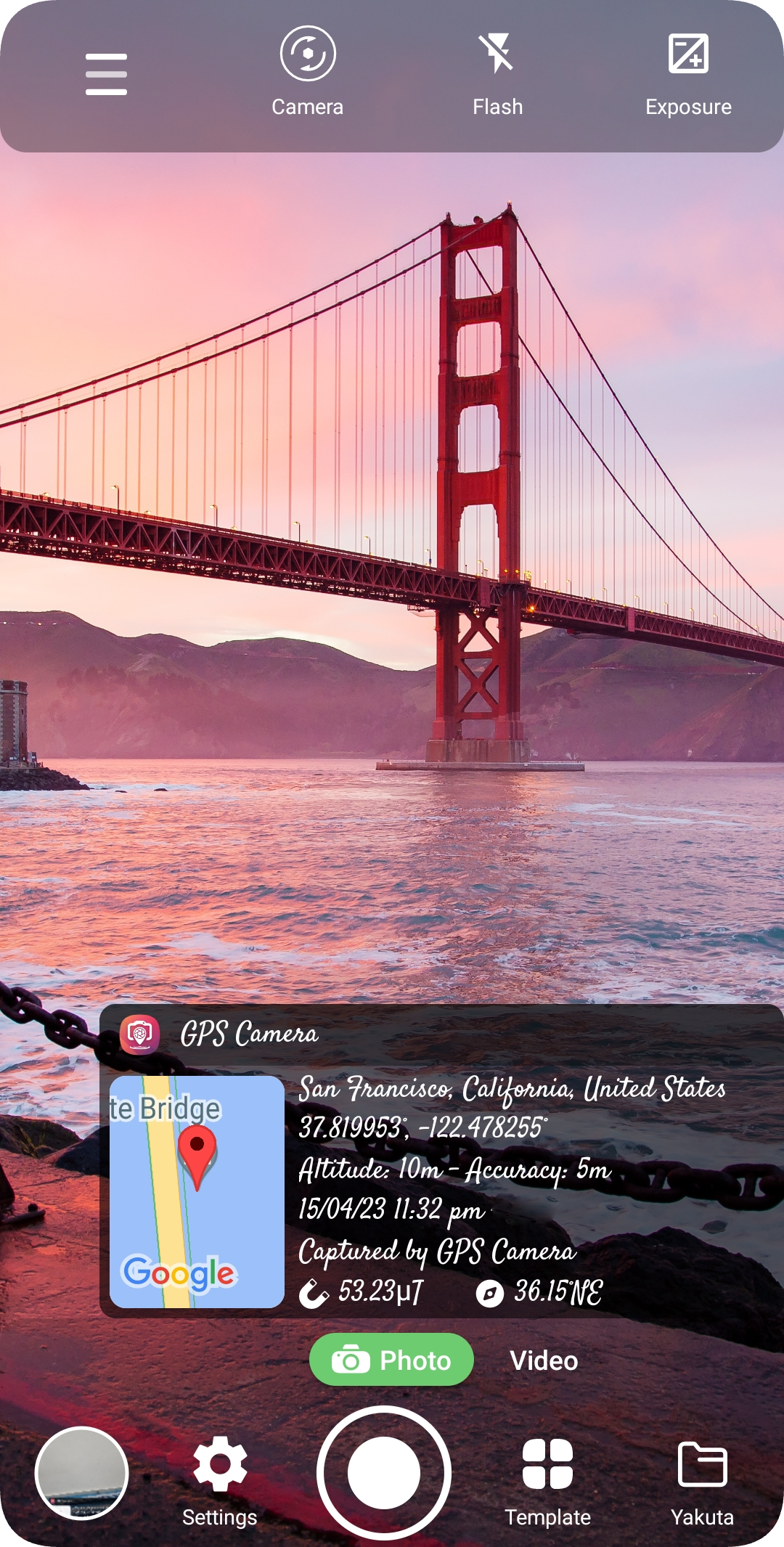 اسکرین شات 2 برنامه GPS Camera