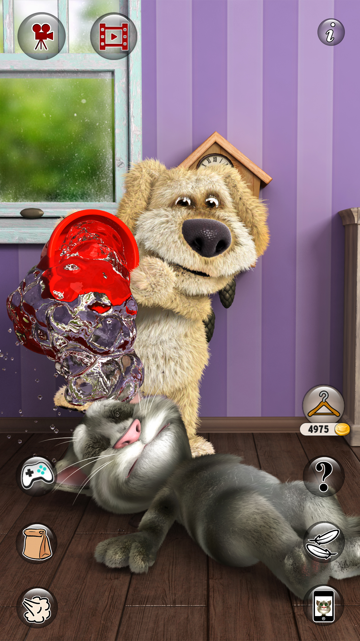 اسکرین شات 2 برنامه Talking Tom Cat 2