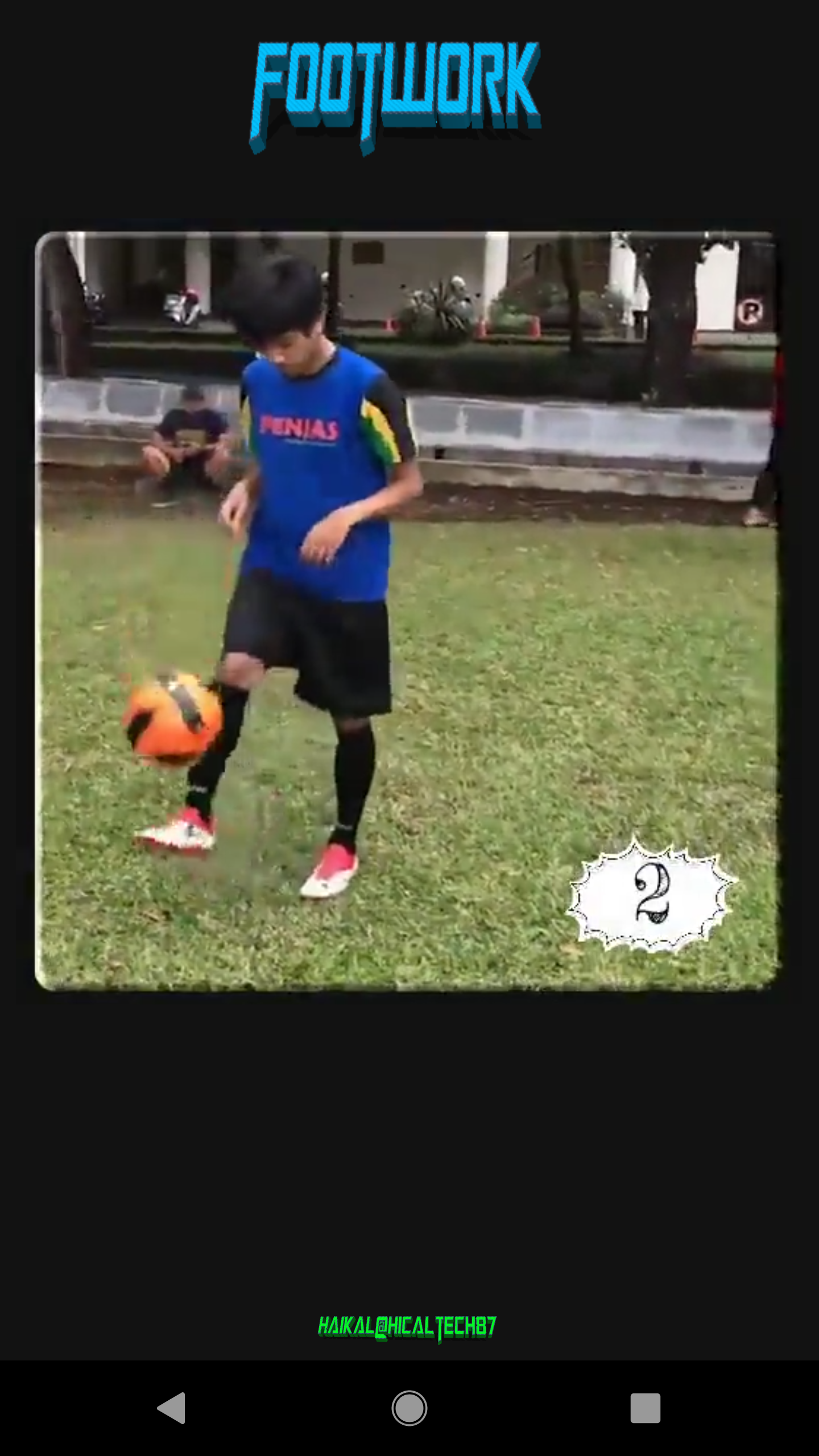 اسکرین شات 2 برنامه Soccer Basic Techniques