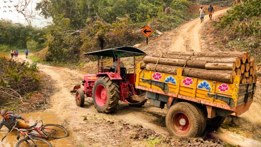 اسکرین شات 4 بازی Tractor Trolley Simulator 2024