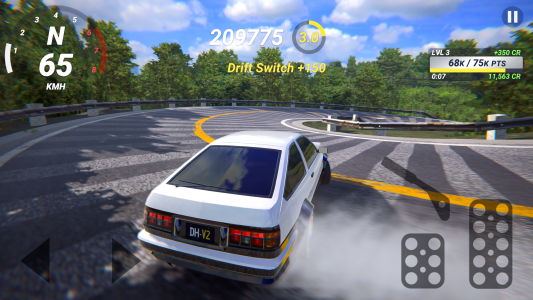اسکرین شات 3 بازی Drift Hunters & Traffic Racing
