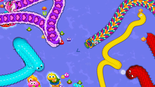 اسکرین شات 2 بازی Worm Hunt - Snake zone iO