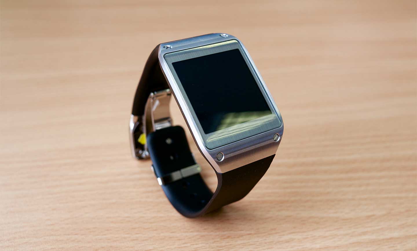 ظاهرا سامسونگ روی یک طراحی جدید برای ساعت‌های هوشمندش کار می‌کند
