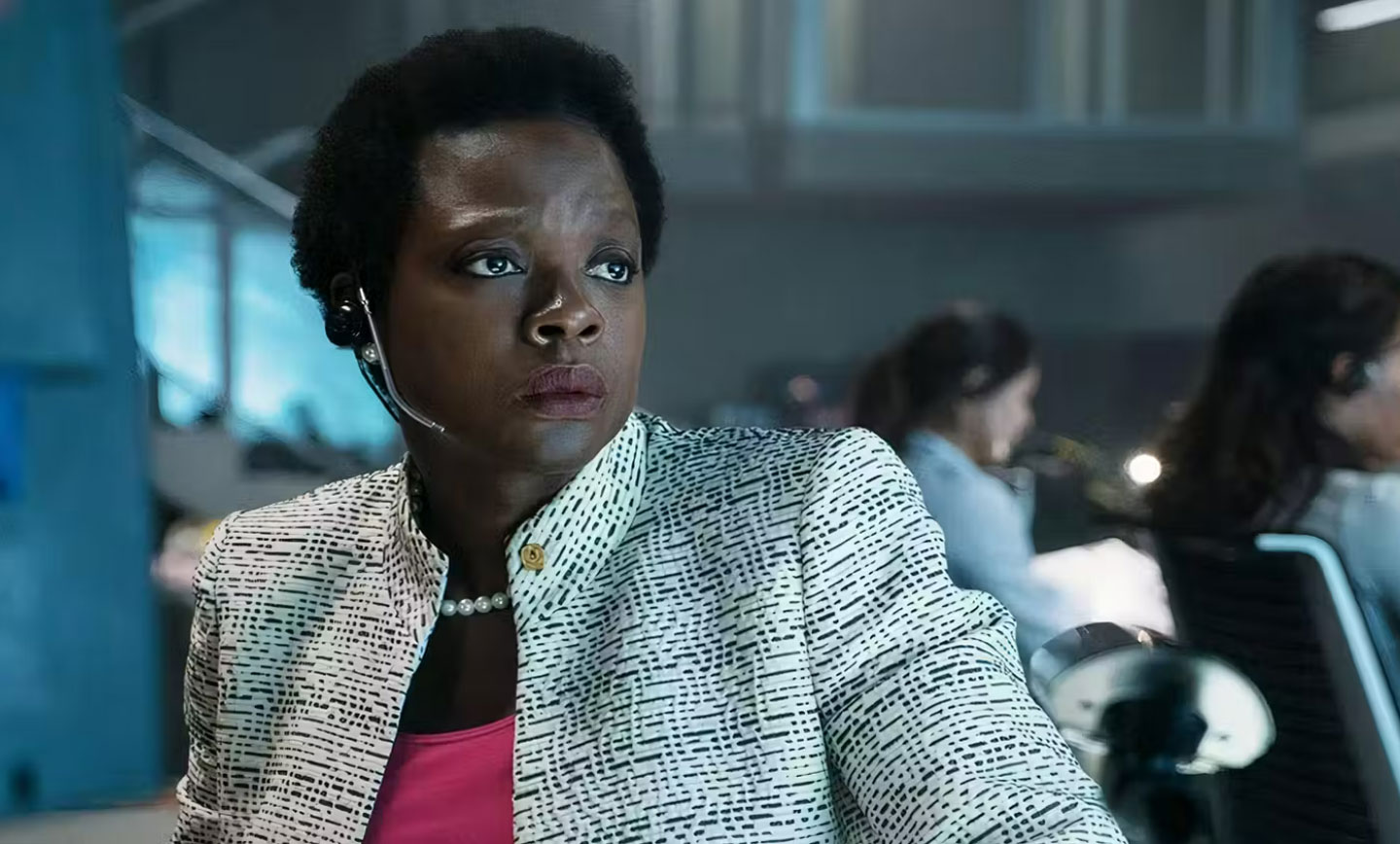 آماندا والر (Amanda Waller)