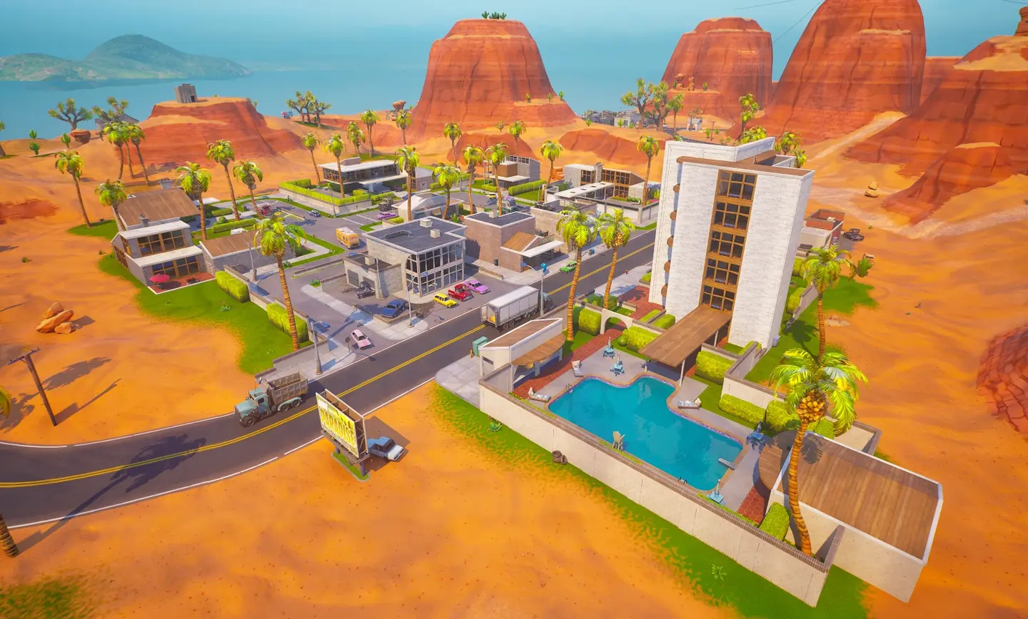 Paradise Palms: بهشت در دل بیابان