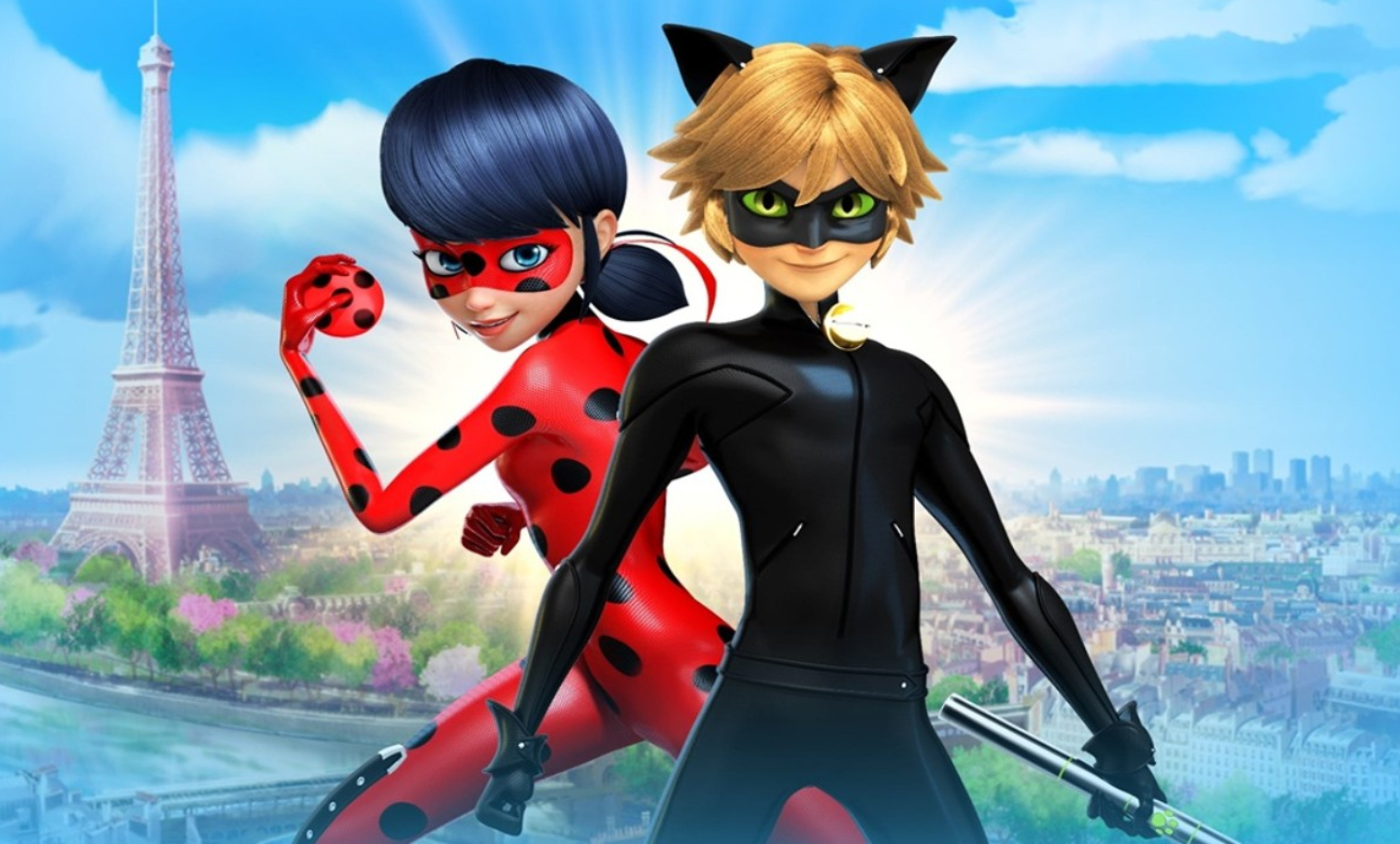 سفر در زمان در دختر کفشدوزکی چگونه تعریف شده است؟